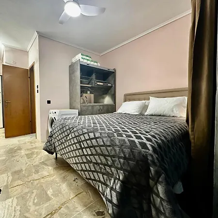 Travellers Julius Down Town Salonicco