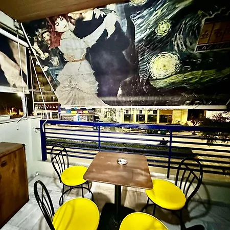 Travellers Julius Down Town Thessaloniki