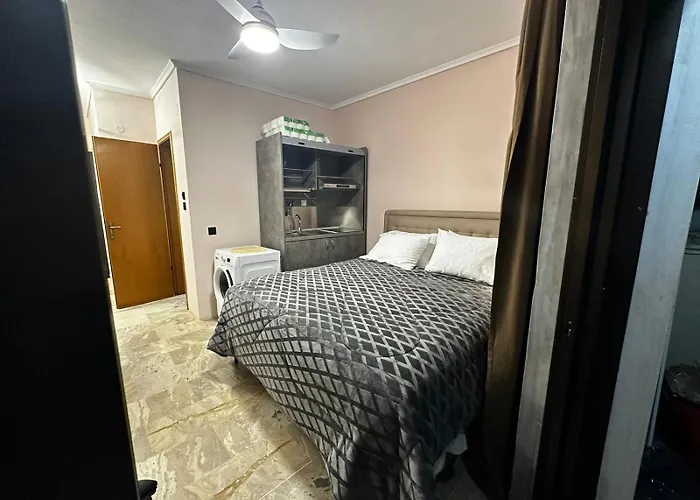 Travellers Julius Down Town Thessaloniki