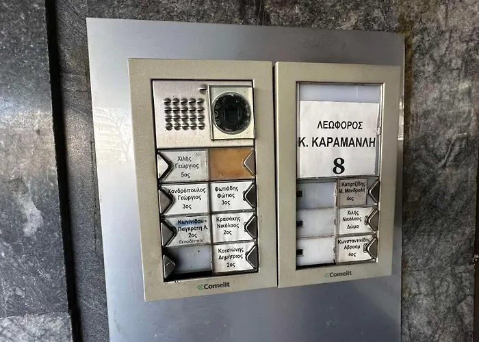 Travellers Julius Down Town Tesalónica